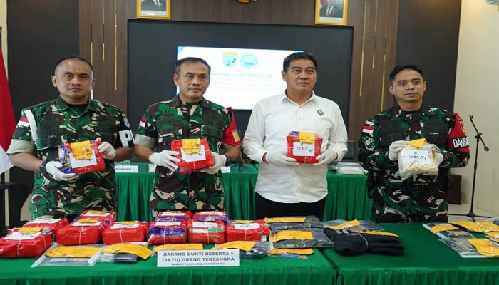 TNI AD Gagalkan Penyelundupan 16,4 Kg Sabu di Perbatasan RI-Malaysia
