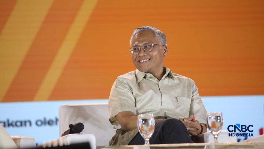 Dirjen. Pengelolaan Pembiayan dan resiko, Kemenkeu RI, Suminto saat menyampaikan narasi pemasaran terkini di Joja Financial festival 2026 di Jogja Expo Center, Yogyakarta, DIY, Sabtu (23/9/2026)