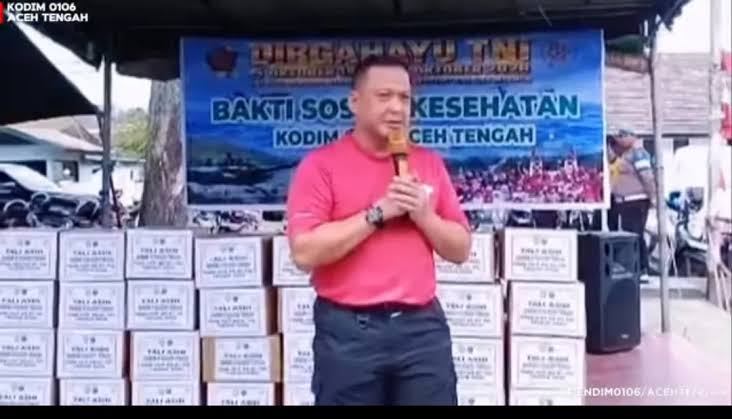 Memperingati Hari Ulang Tahun (HUT) ke-81 TNI tahun 2026, Kodim 0106/Aceh Tengah menggelar Bakti Sosial Kesehatan di Lapangan Sanggamara Kodim 0106/Ateng, Minggu (20/9).