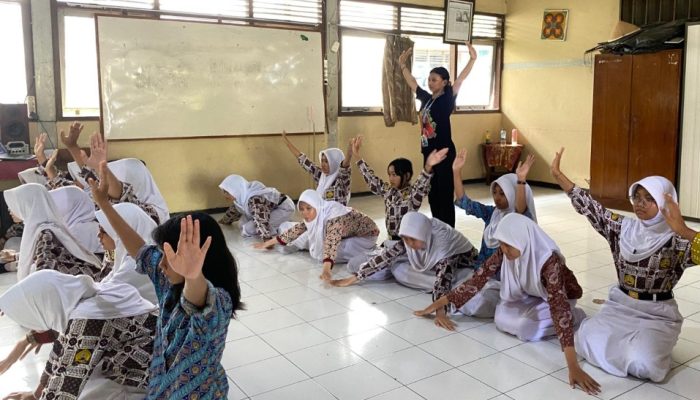 Khazanah Budaya Nusantara, Tari Saman Kesenian Tingkat Tinggi Asal Aceh Diperkenalkan di SMP Negeri 15 Yogyakarta