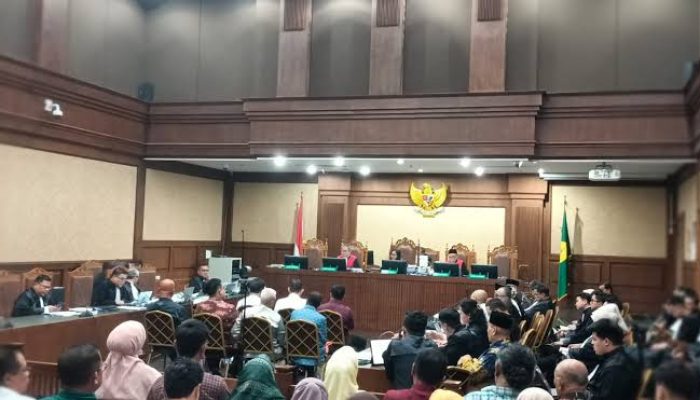 Sidang Kuota Haji: Saksi Sebut Ada Informasi Aliran Ratusan Miliar ke Nusron Wahid