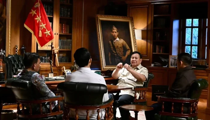 Prabowo Panggil Syahganda ke Hambalang, Minta Bakom Dengarkan Kritik Masyarakat