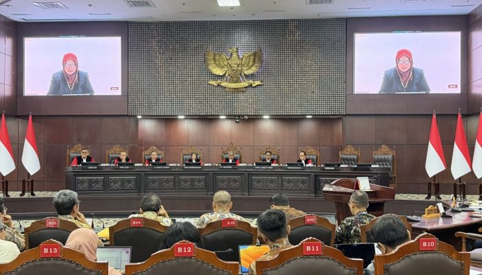 MK Bacakan Putusan Gugatan Syarat Pendidikan Gibran Selasa Malam, Pemohon Yakin Dikabulkan